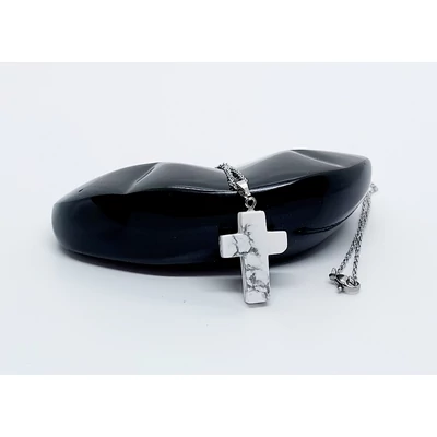 Howlit kereszt medál nemesacél nyaklánccal